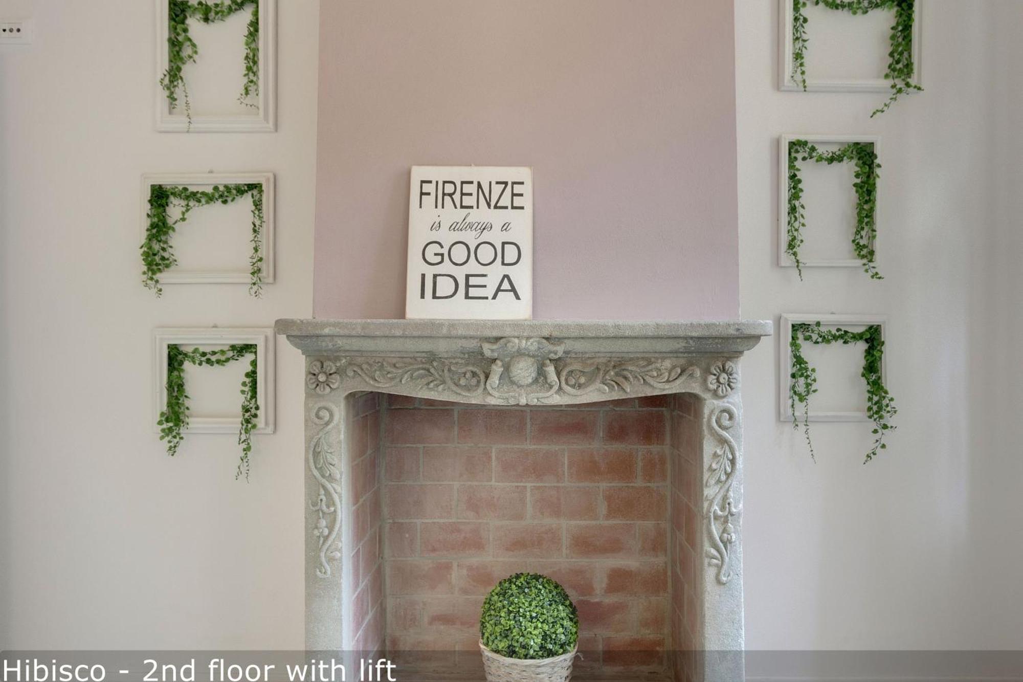 Vertical Garden Apartments By Mamo Florence Chambre photo